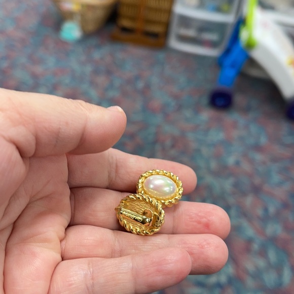 Cristian Dior earnings - Picture 2 of 2